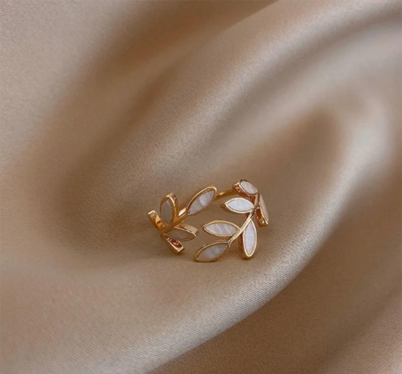 Leaf Design Ring for Women