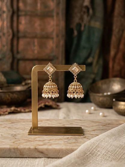 Earrings Pearl Drop Design