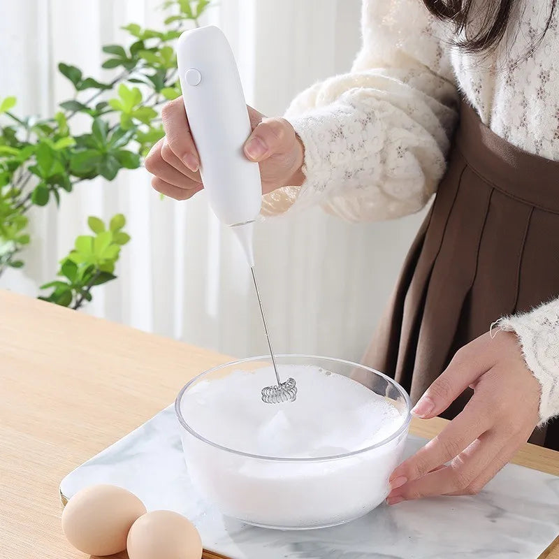 1PC Battery Model Handheld Egg Beater